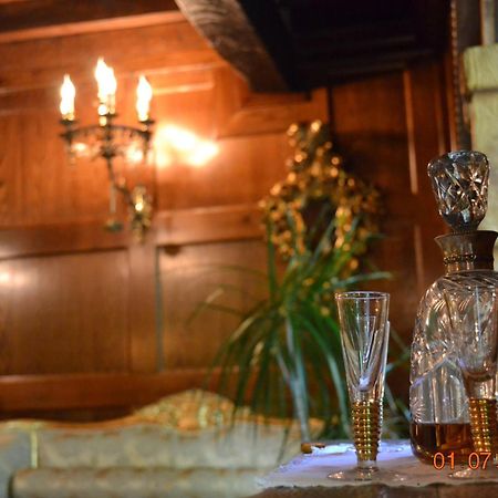 Palacio De Trasvilla Escobedo エクステリア 写真
