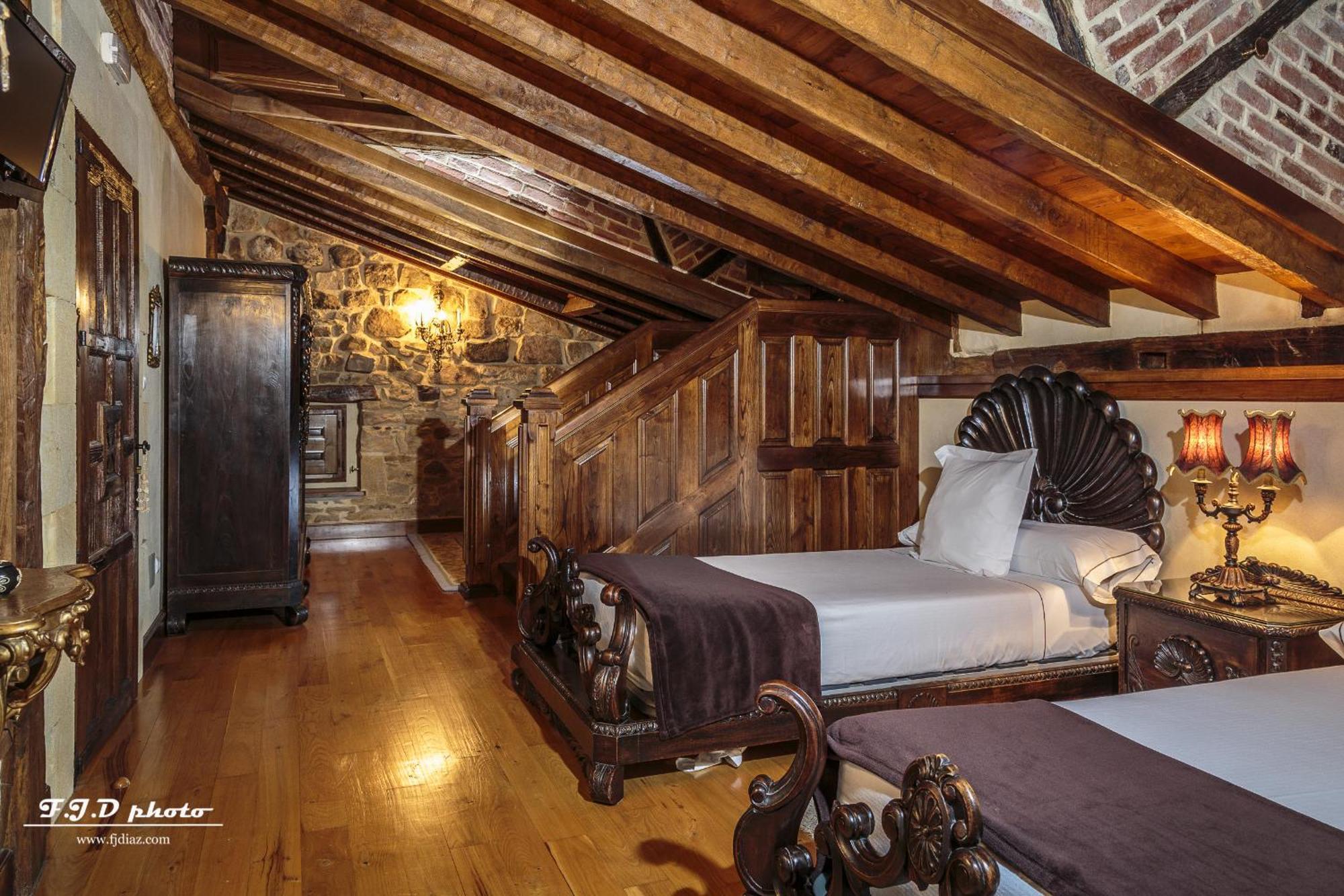 Palacio De Trasvilla Escobedo 部屋 写真